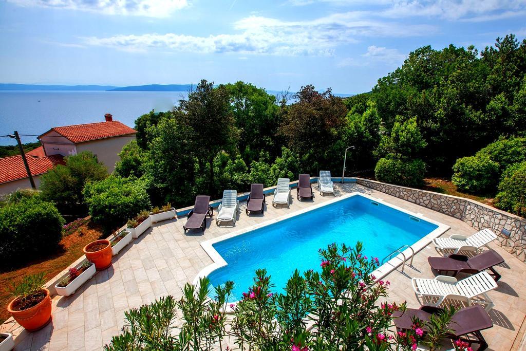 Apartments Villa Iva Ravni Exterior photo